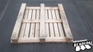 Palletten en toebehoren
