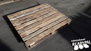 Palletten en toebehoren