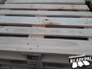 Palletten en toebehoren