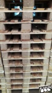 Palletten en toebehoren