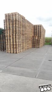 Palletten en toebehoren