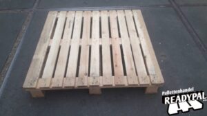Palletten en toebehoren