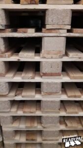 Palletten en toebehoren
