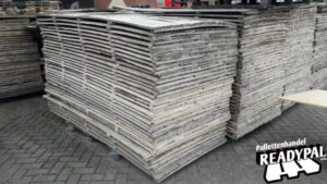 Palletten en toebehoren