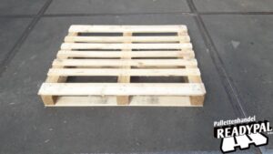 Palletten en toebehoren