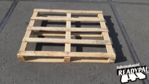 Palletten en toebehoren