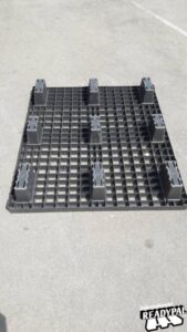 Kunststofpallet 800 x1200