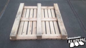 Blokpallet 1130×1130 3 onderlatten (fake Cp3)